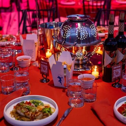 En la gala de Robin Hood de 2026, la cultura gastronómica neoyorquina fue la protagonista