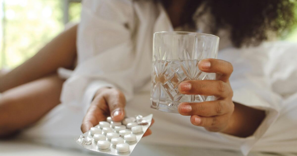 Los riesgos invisibles de la automedicación, una crisis silenciosa en Ecuador