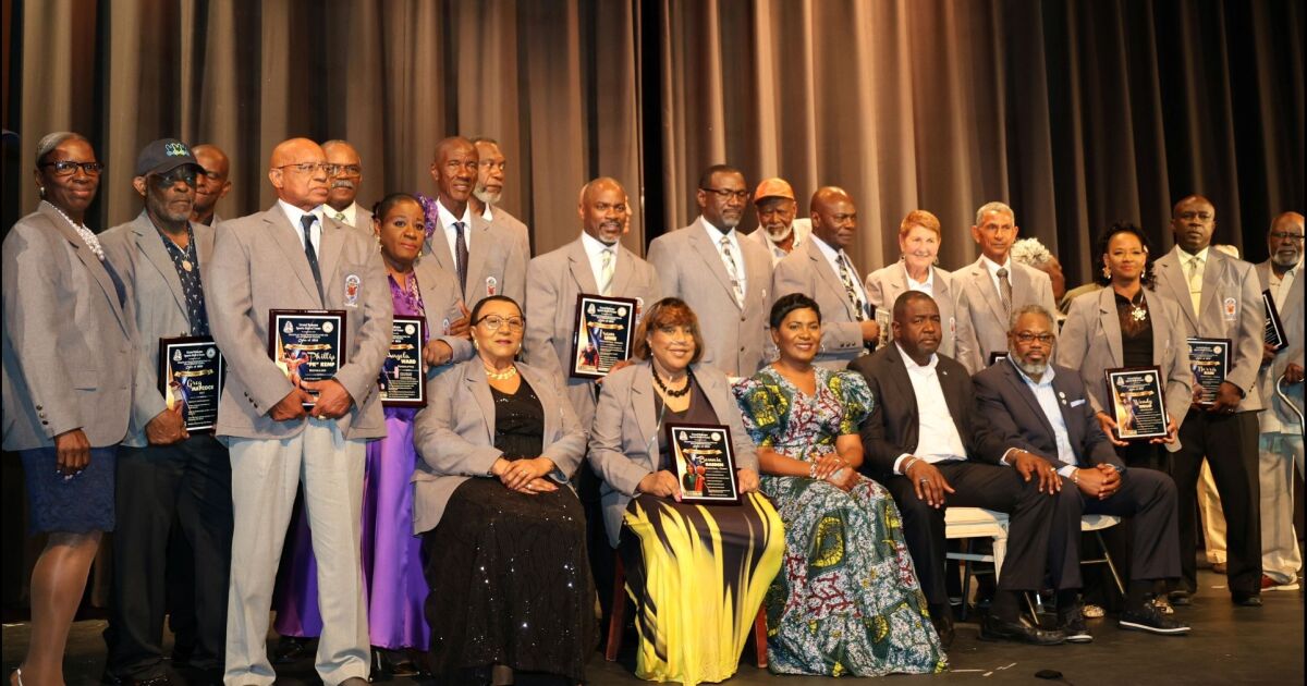 Atletas y entrenadores de Gran Bahama ingresan al Salón de la Fama del Deporte