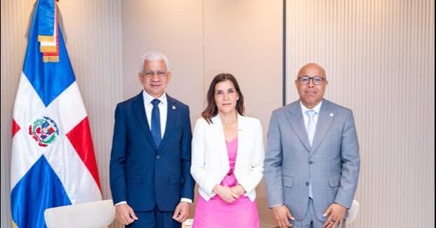 Congreso Nacional y embajadora de EE. UU. discuten agenda legislativa y cooperación bilateral
