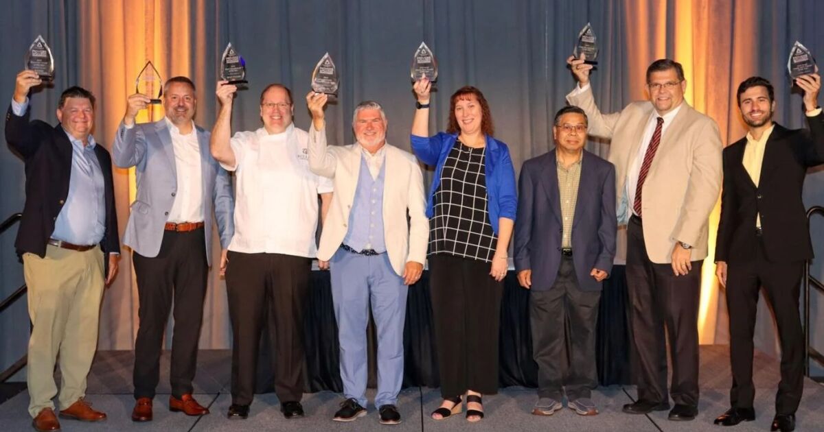 La IA y el liderazgo de la industria brillan en los premios Gwinnett Movers and Makers