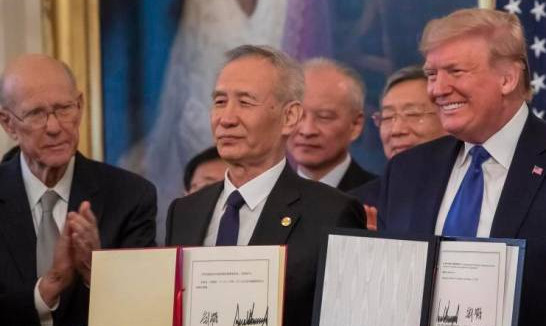 Estados Unidos y China sellan “trascendental” primera fase de acuerdo comercial
