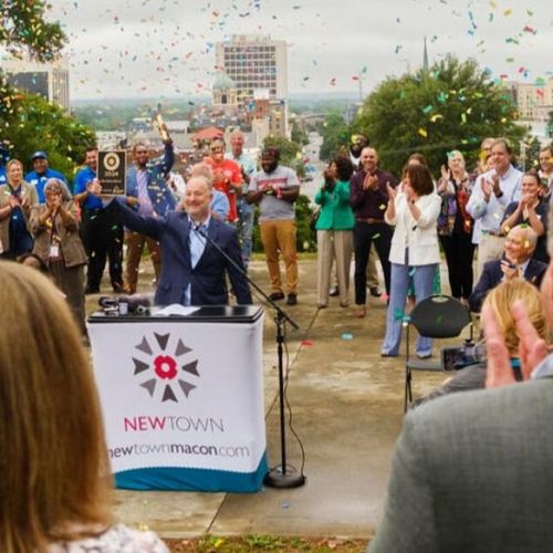 Macon gana premio nacional por la revitalización de 'Main Street'