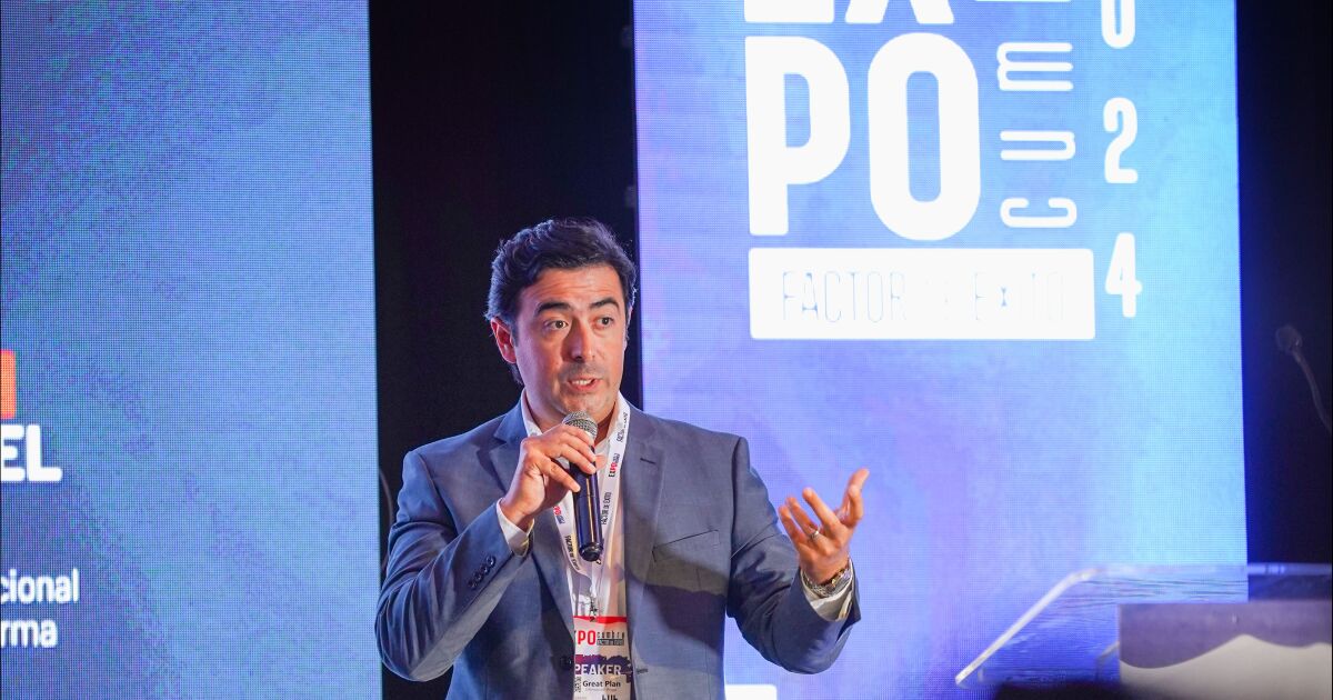 Liderar con propósito: transformar organizaciones desde las personas.