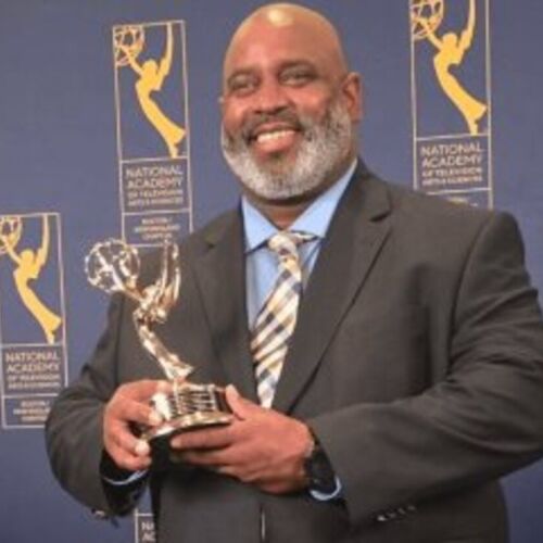 Periodista dominicano gana un Emmy por especial Al Horford