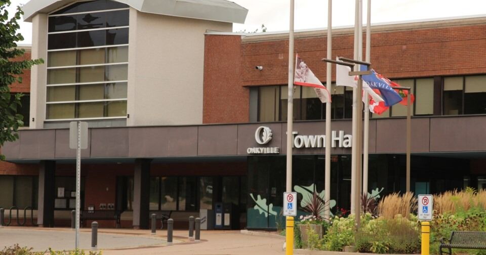 Oakville lanza 'Branches to Business' para ayudar a las empresas locales a crecer y prosperar