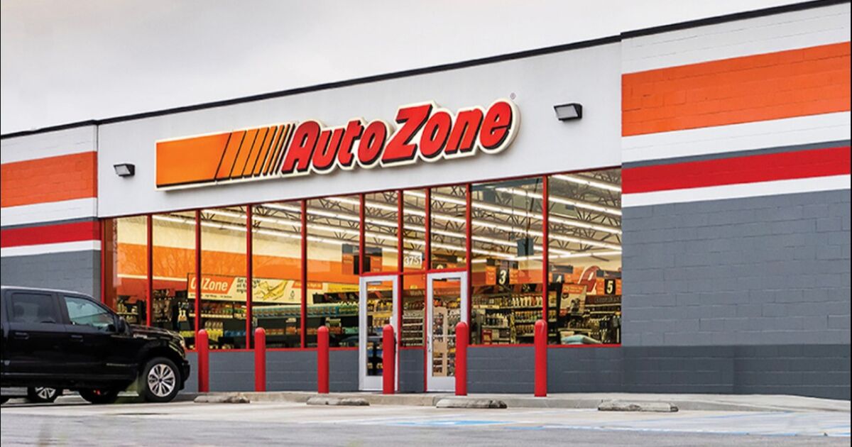 Otro Autozone llega a Covington