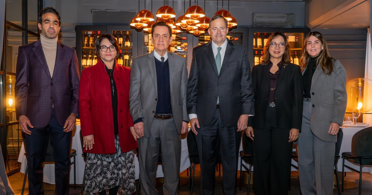 BHD y la Embajada Dominicana en España dialogan sobre proyectos sociales y económicos