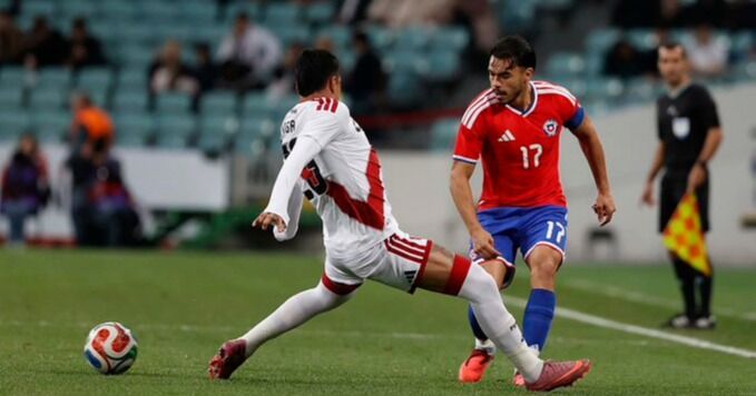 Chile derrotó a Perú y sumó la tercera victoria consecutiva de la «era Córdova» en amistosos