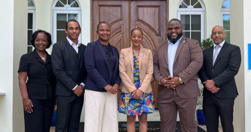 La Comisión de Seguros y la Junta de Servicios Financieros de las Bahamas fortalecen su alianza