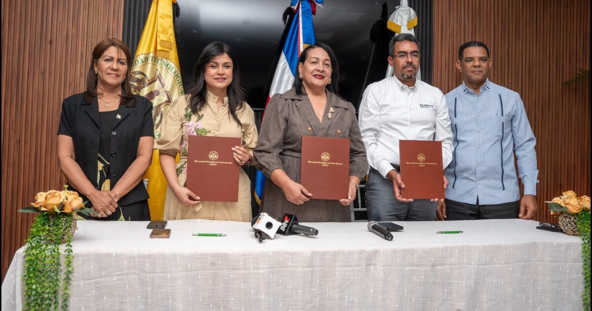 UTECO y Barrick Pueblo Viejo firman Acuerdo Marco de Cooperación Interinstitucional