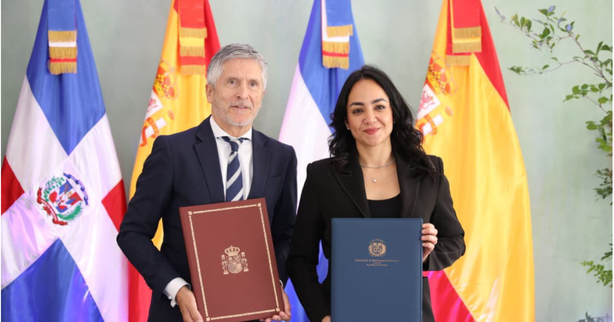 República Dominicana firma tratado con España para fortalecer la prevención y detección del crimen organizado