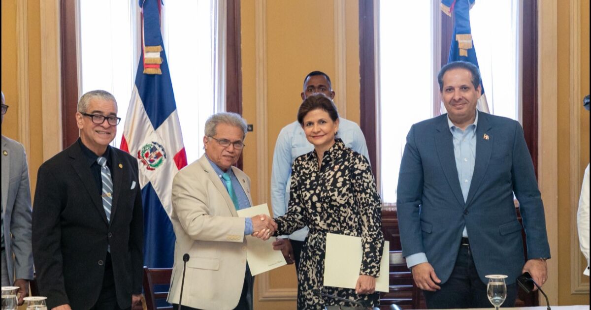 Acuerdo histórico entre el Gobierno y el Colegio Médico Dominicano