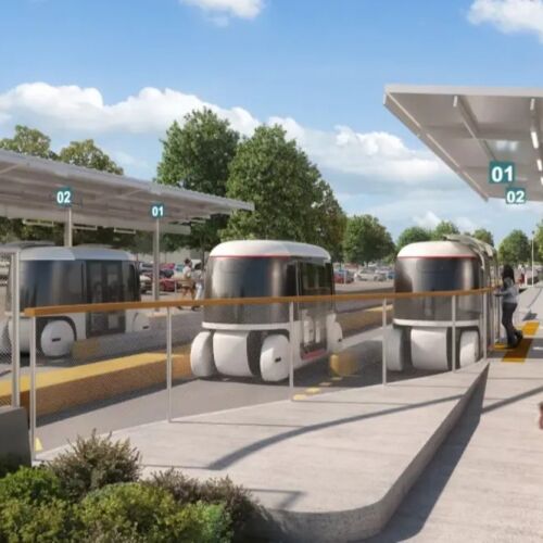 Líderes del transporte apuestan por el transporte sin conductor y la expansión de los aeropuertos mientras millones de personas se dirigen al metro