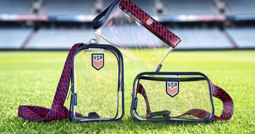 American Airlines lanza kits de cortesía de fútbol de edición limitada para la Copa FIFA 2026
