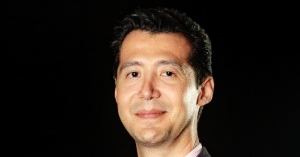Pensar global y actuar local es clave para liderar en economías emergentes