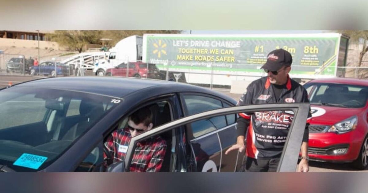 La capacitación B.R.A.K.E.S. patrocinada por Kia frena los accidentes de tránsito entre adolescentes