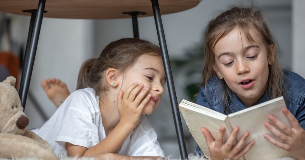Día Internacional del Libro: El rol clave de la literatura en la formación de estudiantes críticos y empáticos
