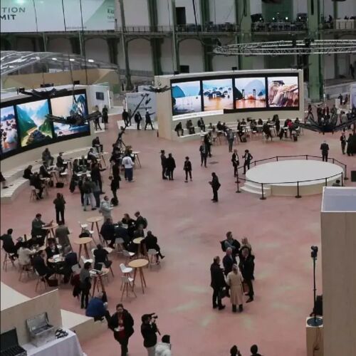 En la cumbre de Acción de Inteligencia Artificial Generativa, discutieron los riesgos y beneficios de la IA