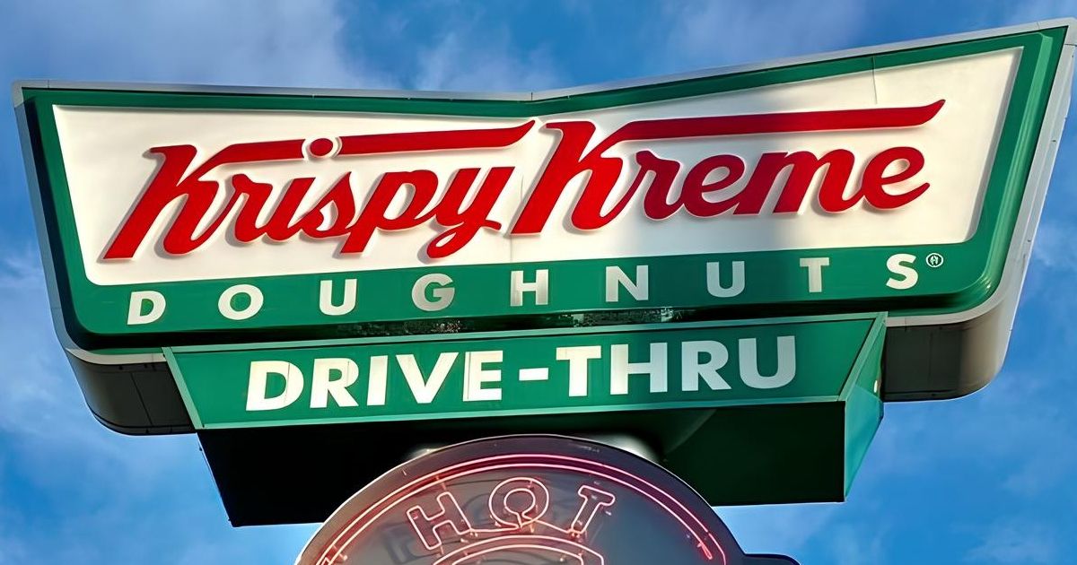 Krispy Kreme de Ponce de León reabre más de 2 años después del incendio provocado