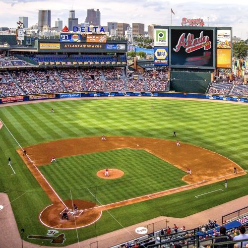 Bravos firman al adolescente venezolano José Perdomo, gracias al 'efecto Acuña'