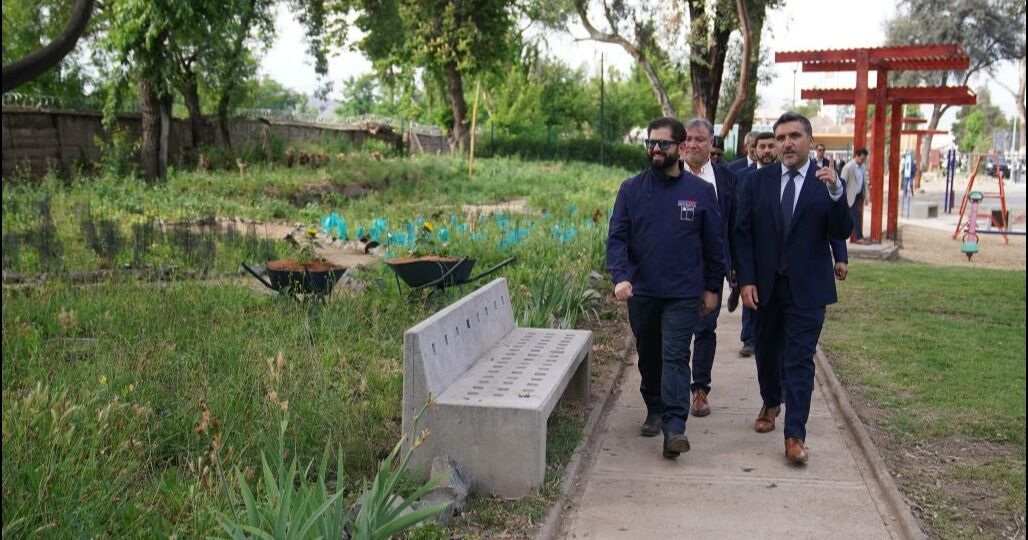 Presidente Boric inaugura Parque La Ermita de San Esteban: “Un espacio como este es salud mental, es encuentro, es cohesión social, es más seguridad”
