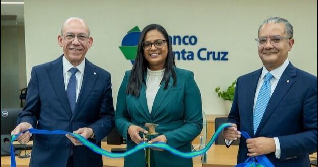 Banco Santa Cruz deja abierto de centro de negocios en Mao, Valverde