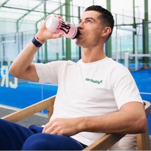 Herbalife y Cristiano Ronaldo llevan la nutrición de rendimiento a la rutina diaria con la campaña Prepárate como Ronaldo