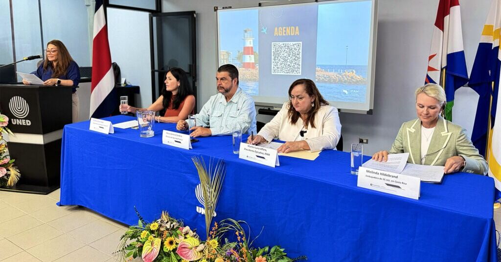 Gobiernos locales costeros del Pacífico se reúnen para fortalecer la seguridad turística