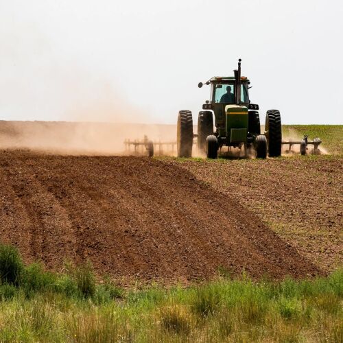 Aumenta la confianza de los agricultores a medida que mejoran las condiciones actuales en las granjas de EEUU