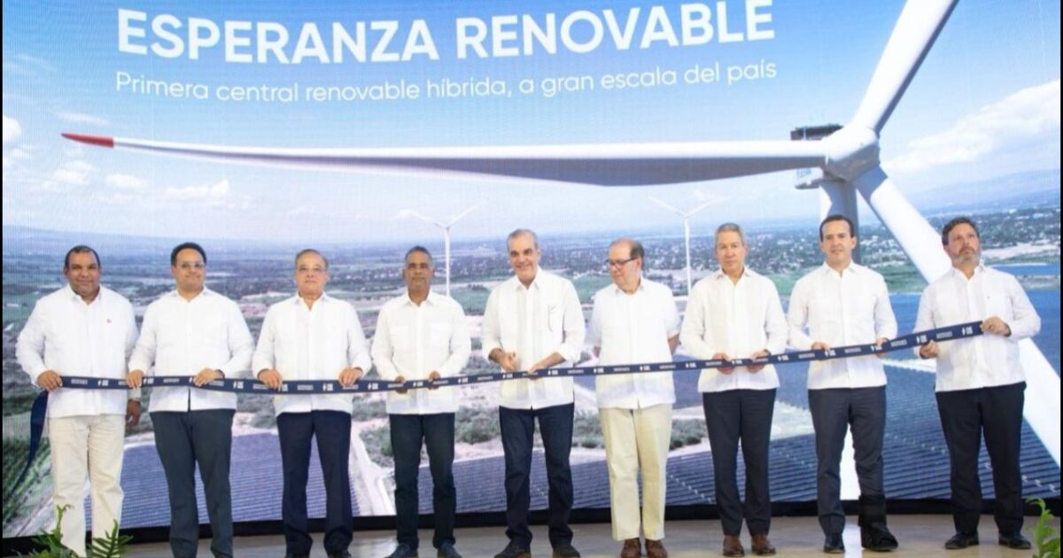 Inauguran la central Esperanza Renovable de EGE Haina