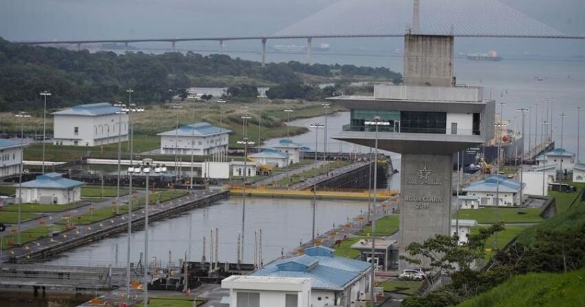 Canal de Panamá evalúa la construcción de un gasoducto para diversificar sus servicios