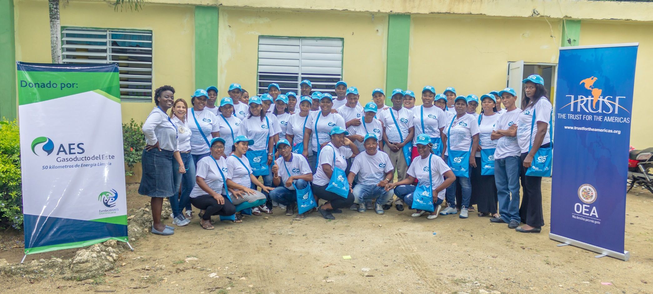Fundación AES Dominicana y The Trust for the Americas impulsan a emprendedores