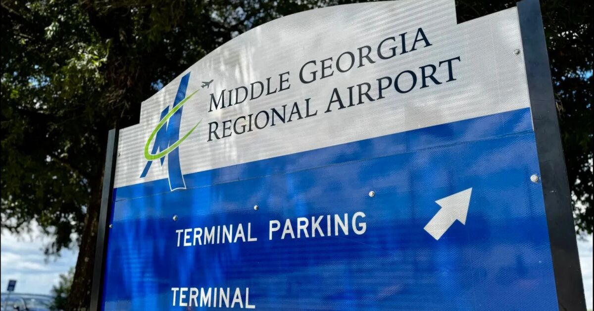 Aeropuerto de Macon recibe más de $2.8 millones para avanzar en la ampliación de una pista clave