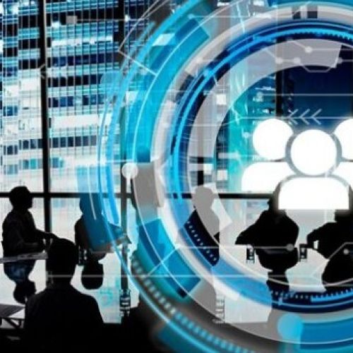 CUATRO FORMAS EN QUE LAS JUNTAS DIRECTIVAS PUEDEN RESPALDAR EL USO EFICAZ DE LA IA