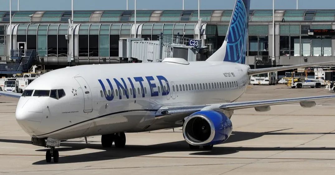 United Airlines encarga 110 aviones más a Boeing y Airbus