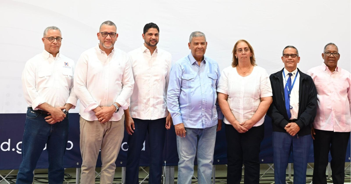 IAD lanza en Villa Altagracia Plan Nacional de Titulación