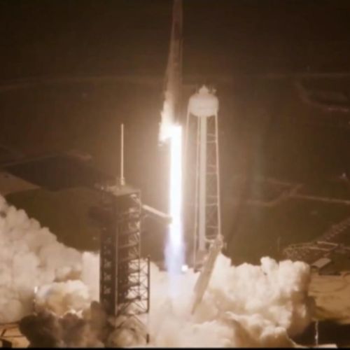 Octava misión comercial tripulada de la NASA y Space X a la EEI