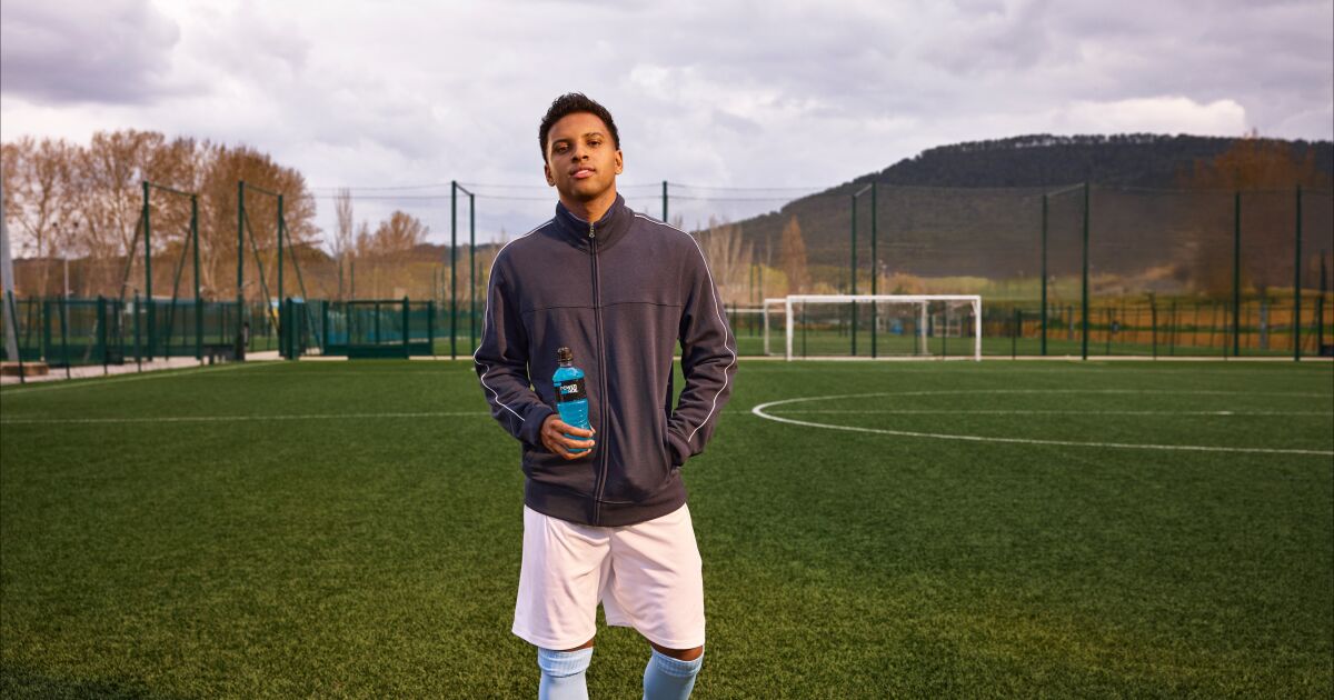 Powerade revela nueva campaña con Lamine Yamal y Rodrygo Goes para celebrar el Poder de la Pausa