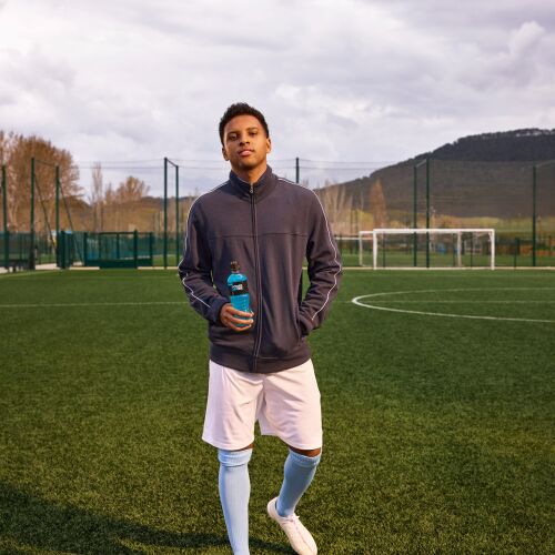 Powerade revela nueva campaña con Lamine Yamal y Rodrygo Goes para celebrar el Poder de la Pausa
