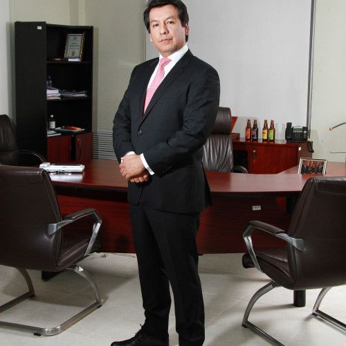 Arturo Marroquín. Gerente General del Grupo Industrias San Miguel. Portada