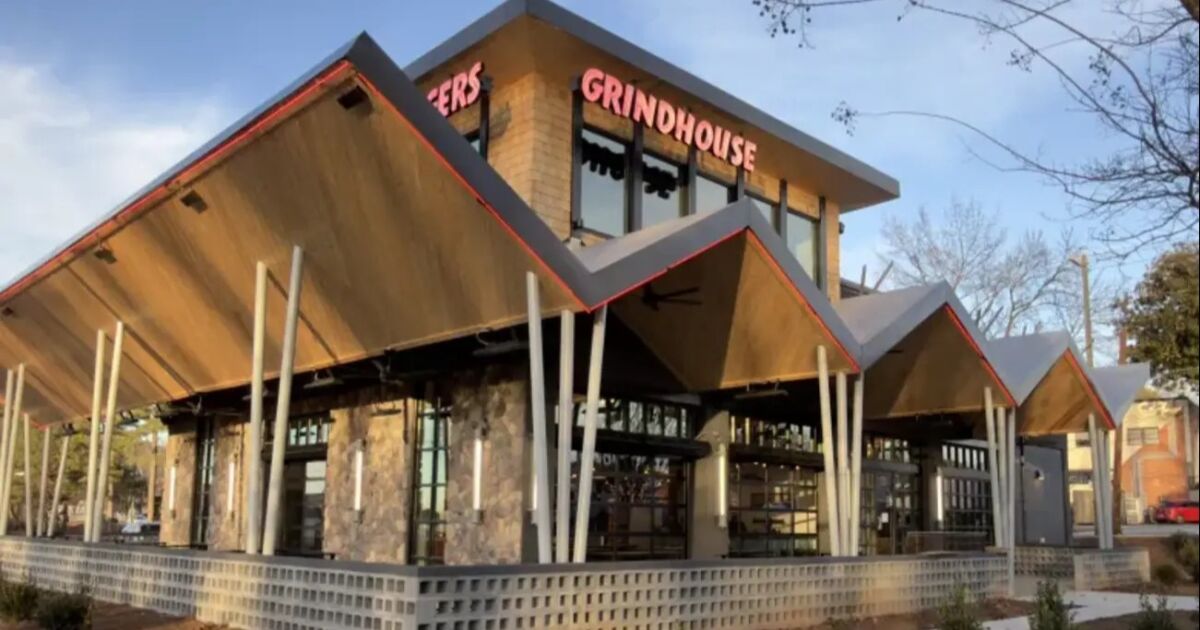 Grindhouse Killer Burgers llega a Underwood Hills de Atlanta