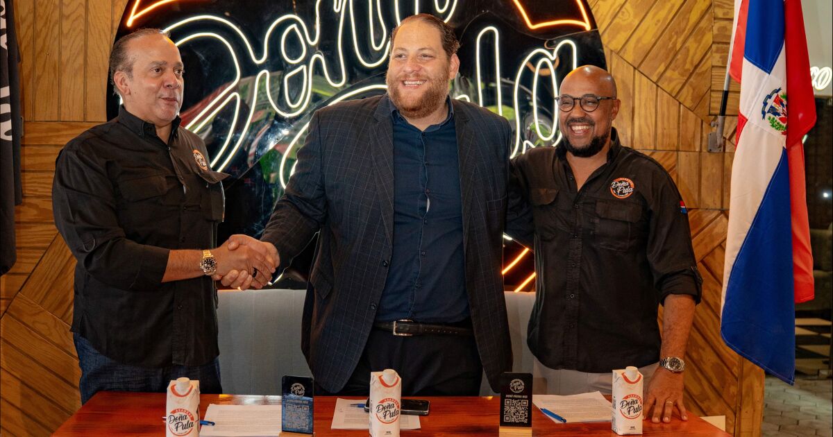 FOTON Dominicana y Doña Pula firman alianza para acercar soluciones de movilidad productiva a quienes mueven la economía dominicana