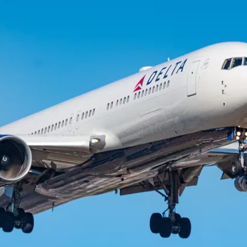 Delta Airlines aumenta su capacidad estacional entre Atlanta y Anchorage antes de extender sus vuelos durante todo el año
