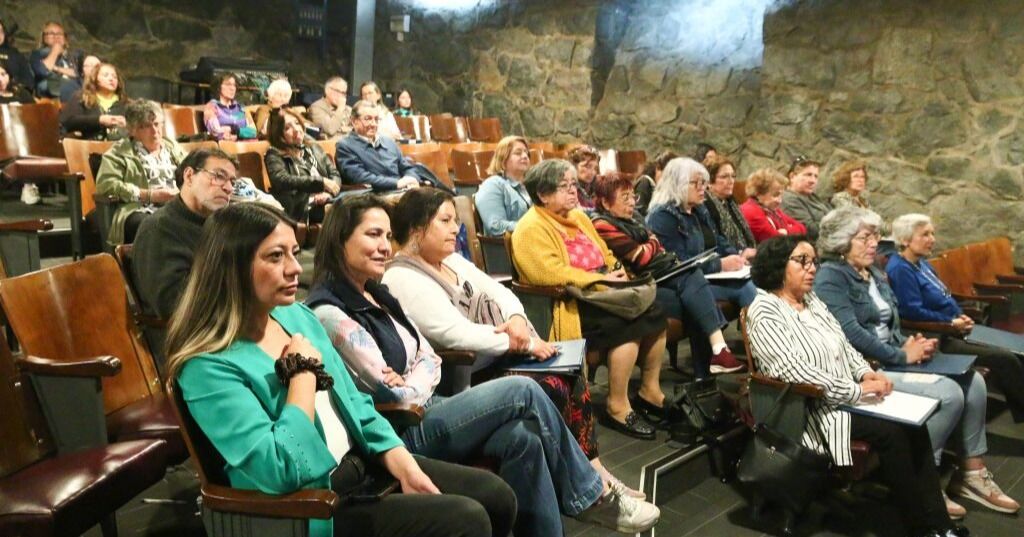 Cesfam Plaza Justicia culmina con éxito su segunda jornada de Escuela de Líderes Comunitarios en Salud