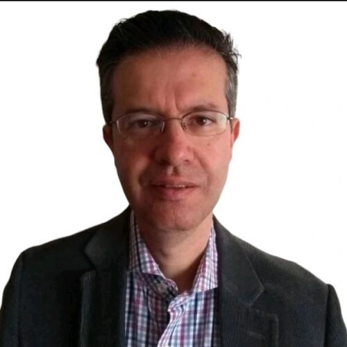 Influencia de la inteligencia emocional en el liderazgo de equipos y la toma de decisiones gerenciales.