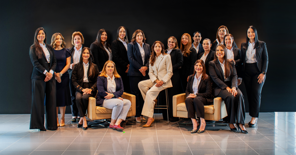 El poder de una visión: El liderazgo femenino que mueve a Reid & Compañía y Autocamiones