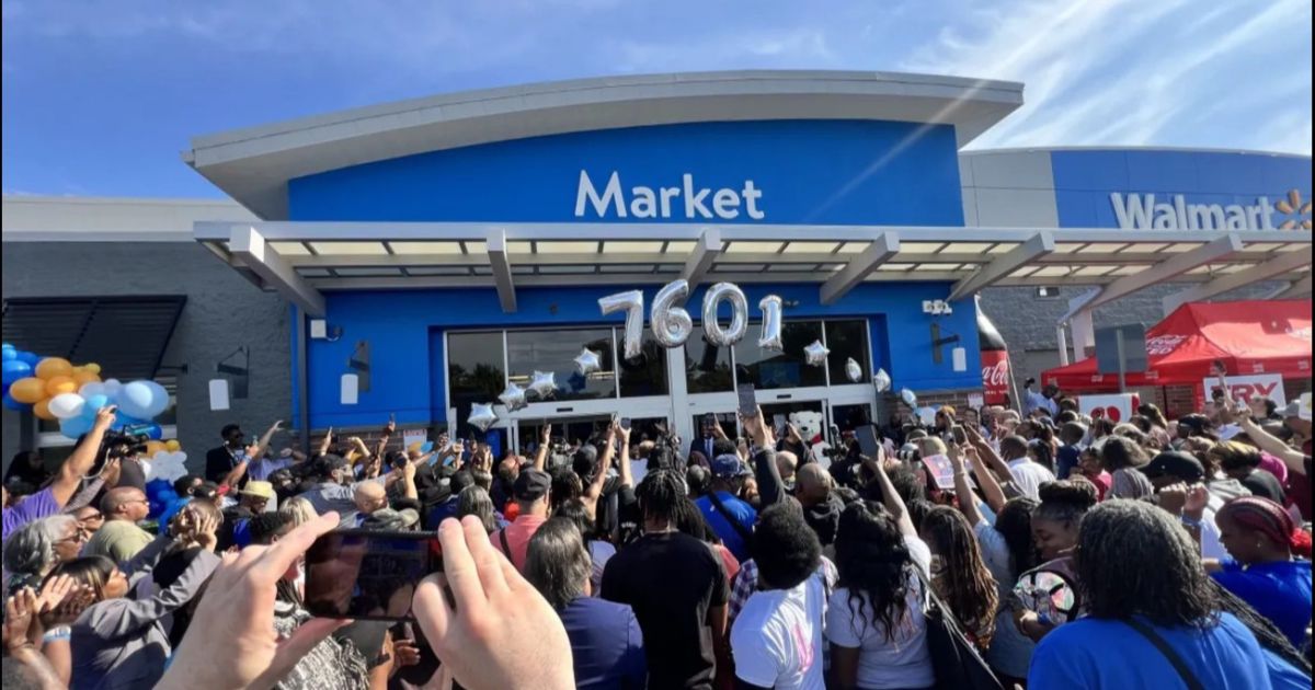 Walmart retorna a Vine City con Neighborhood Market