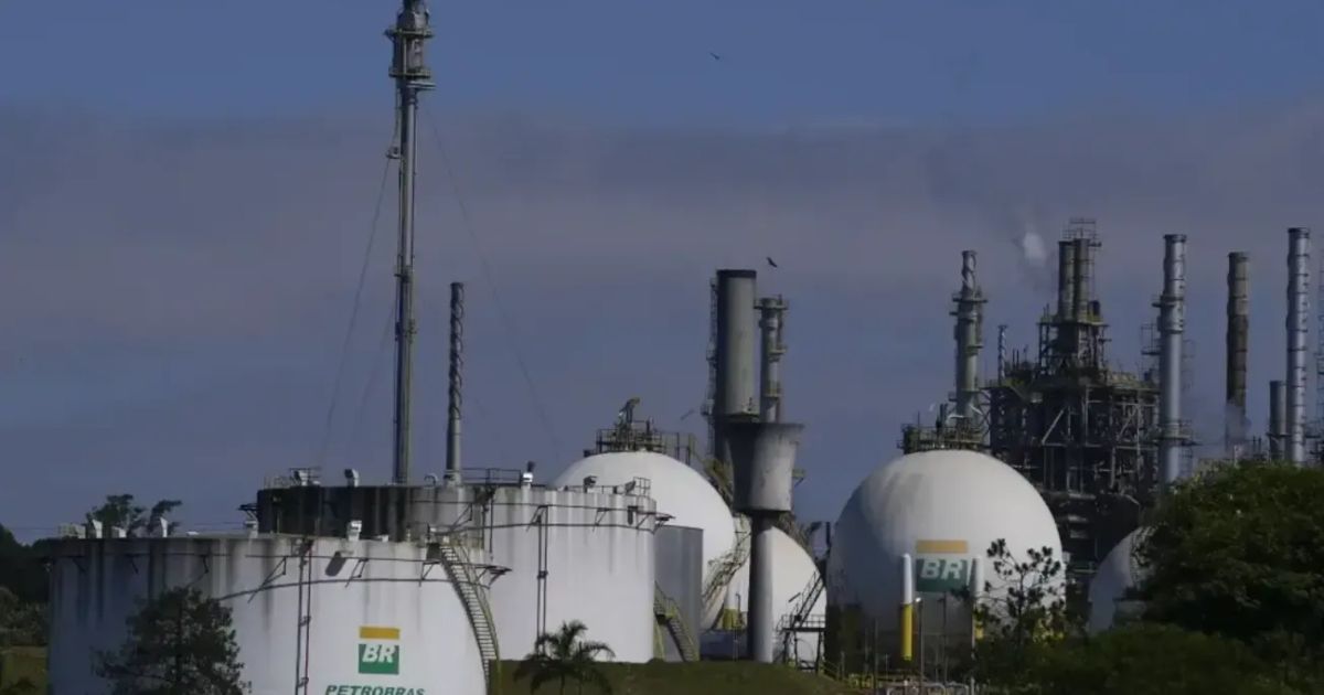Promesa de reducir metano acuerdan empresas petroleras; señalan ambientalistas
