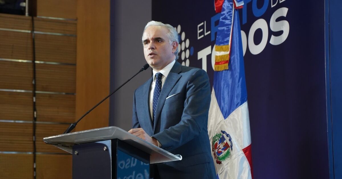 Ministro de Educación de RD participa en cumbre UNESCO